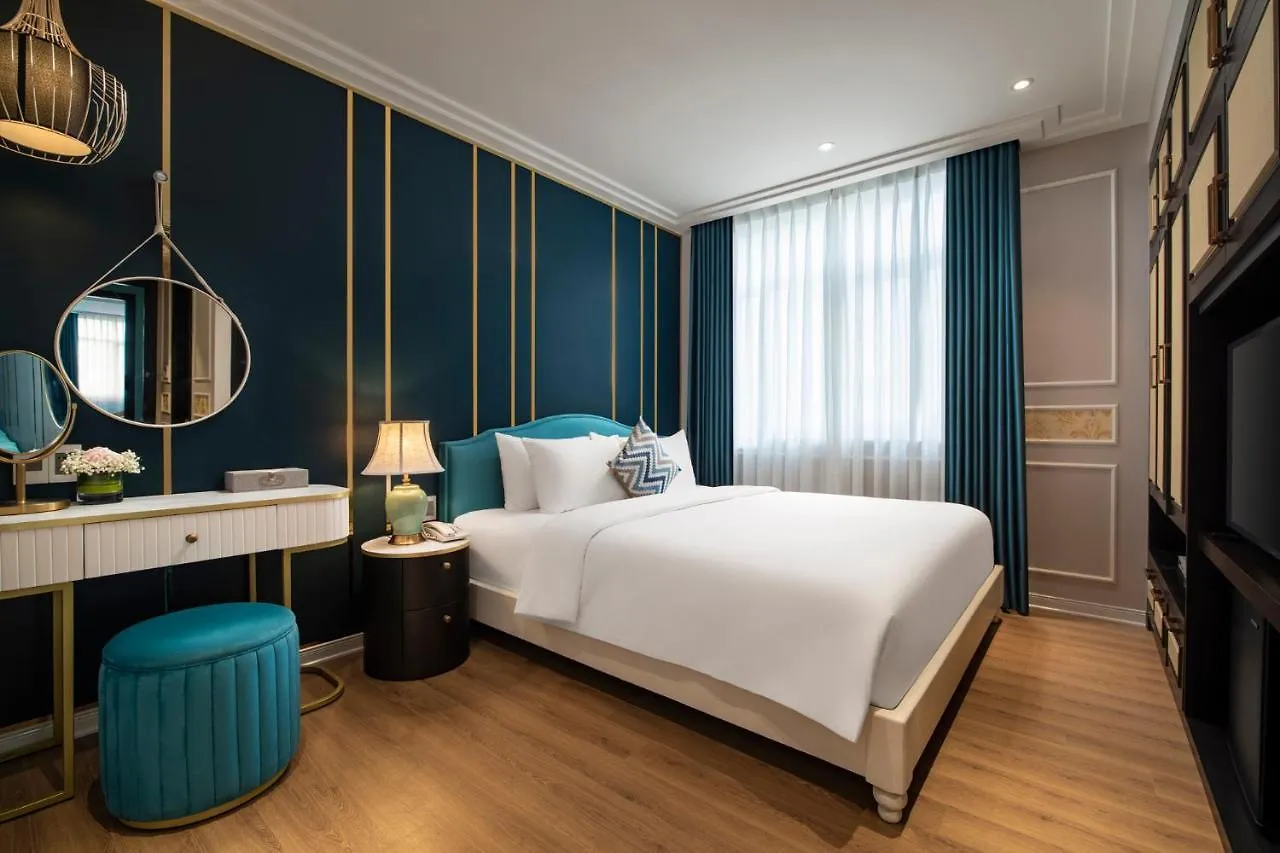 ****  Angel Hotels Beach Danang فيتنام